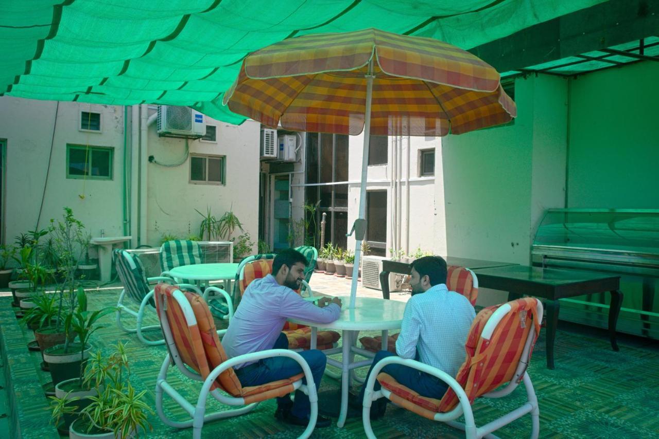 Premier Inn Grand Gulberg 拉合尔 外观 照片