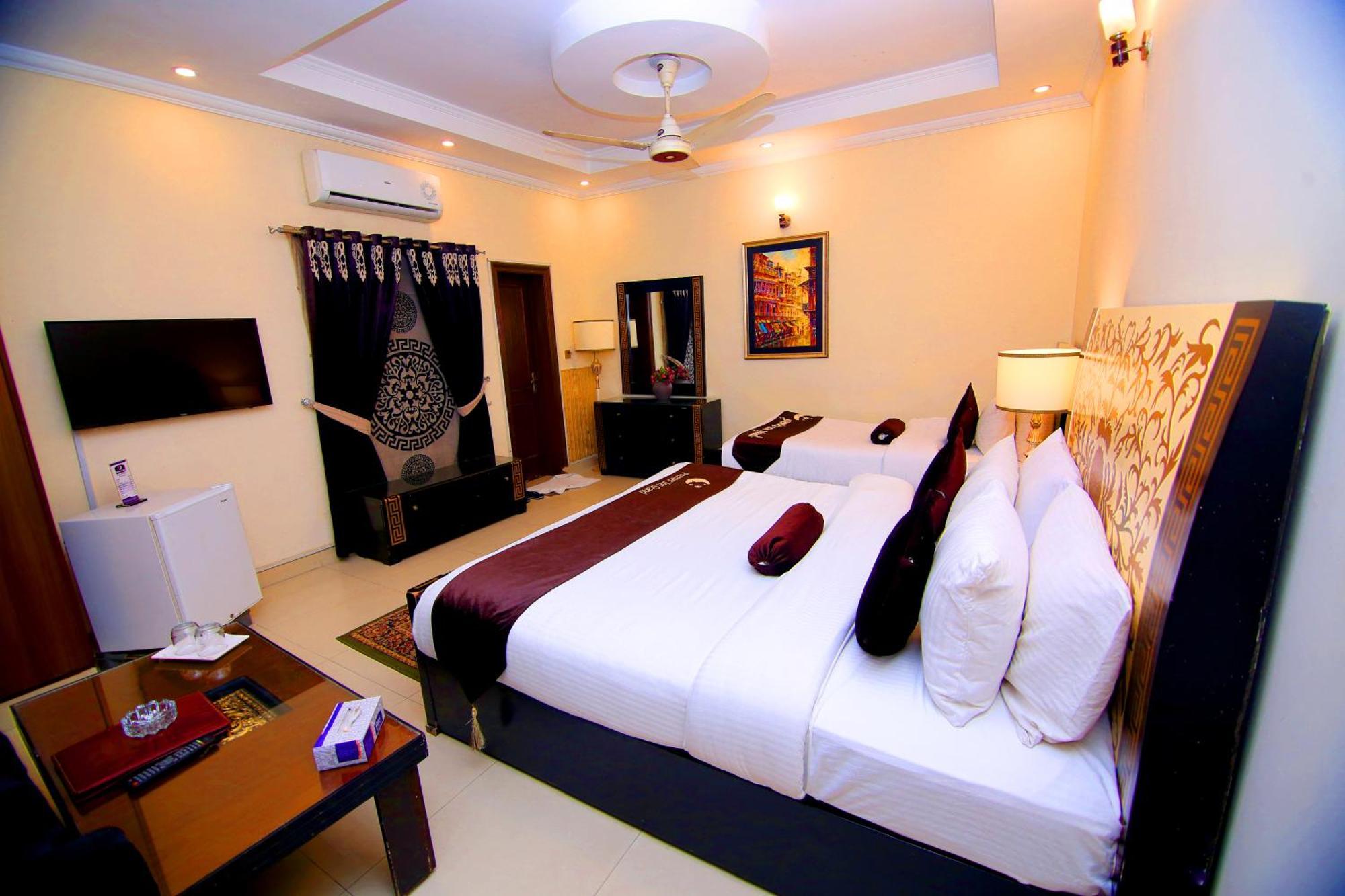 Premier Inn Grand Gulberg 拉合尔 外观 照片
