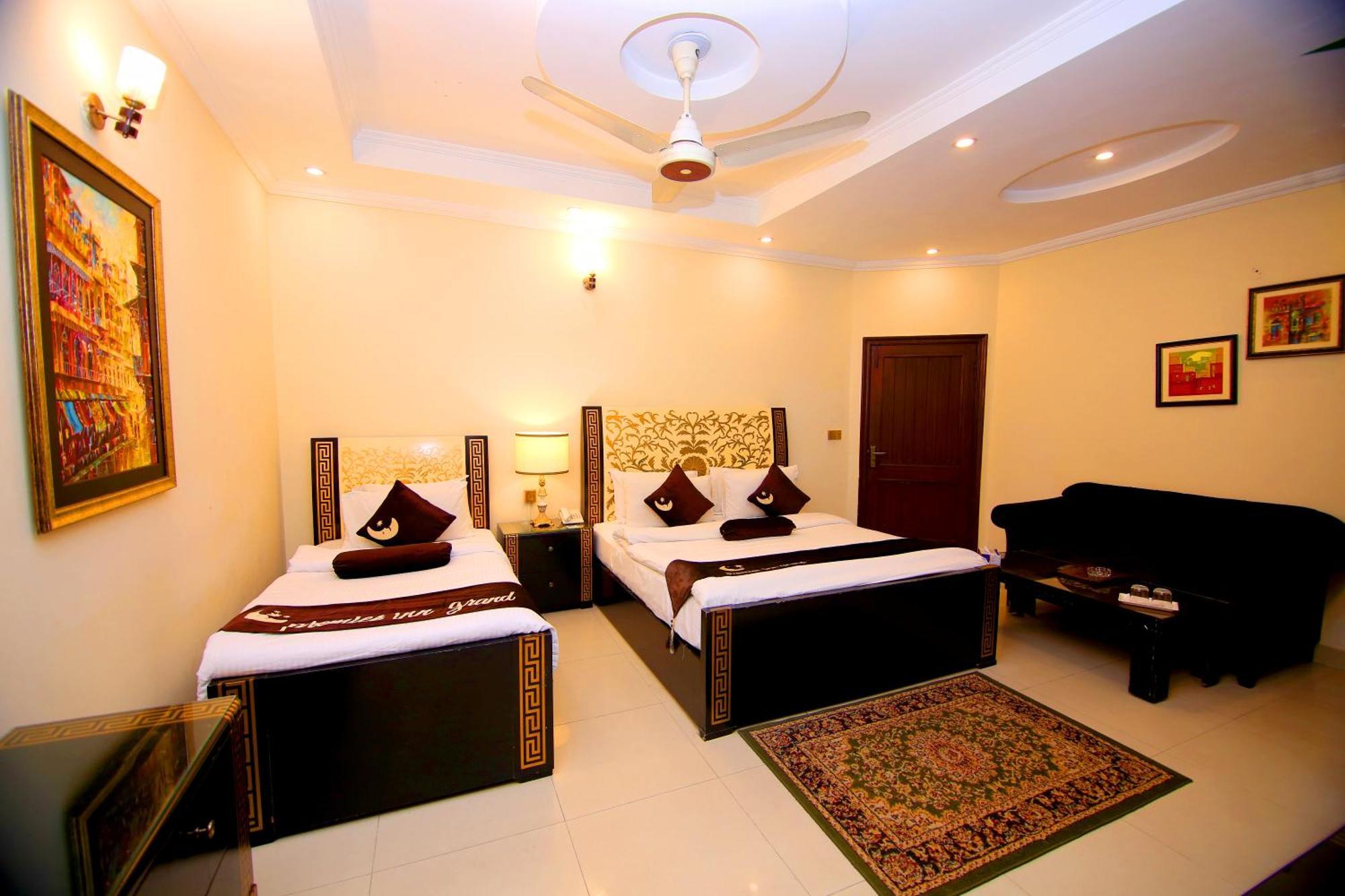Premier Inn Grand Gulberg 拉合尔 外观 照片