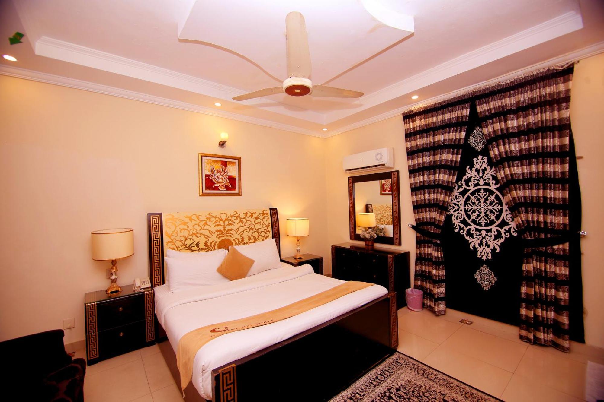 Premier Inn Grand Gulberg 拉合尔 外观 照片
